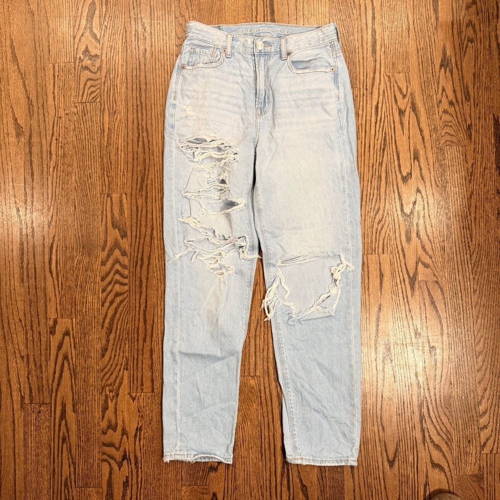 American Eagle Mom Jeans Size 0 Ripped Distressed Light Wash Denim Y2K